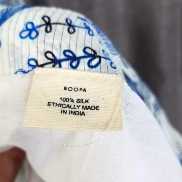 Roopa Pemmaraju Anthropologie White and Blue Floral Silk Wrap Dress Size XS - Picture 6 of 7